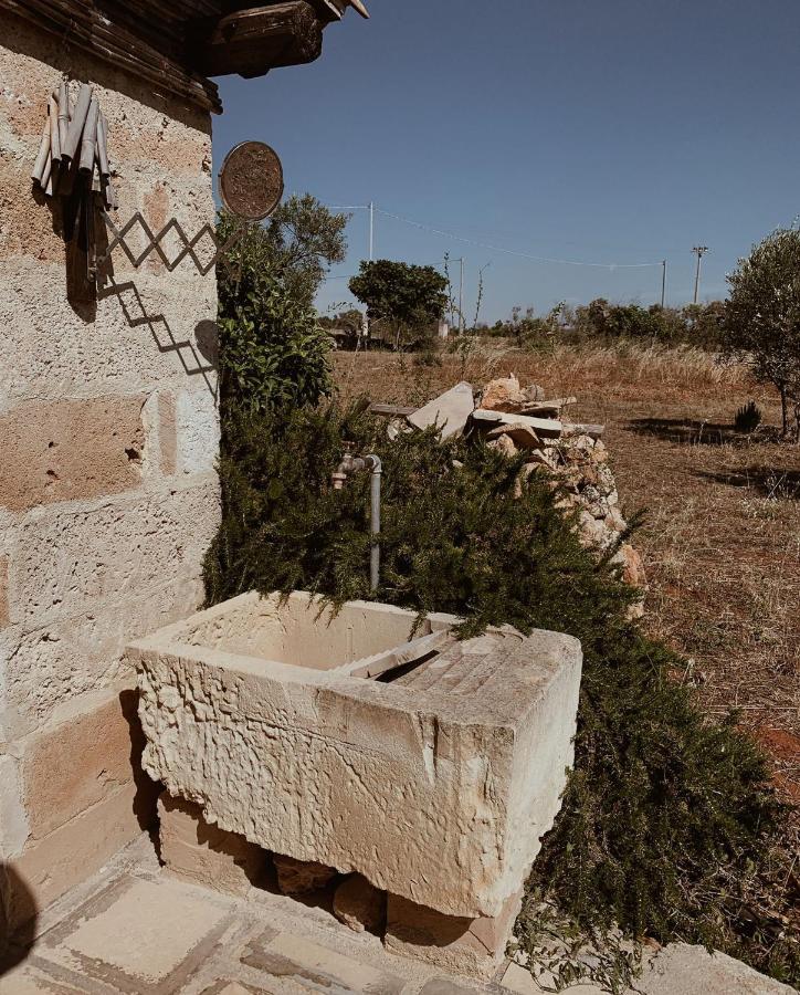 Gasthaus Trullo Contrada Stracca Alliste Exterior foto