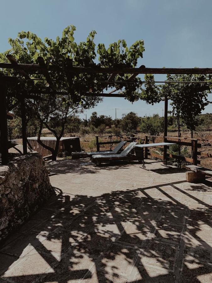 Gasthaus Trullo Contrada Stracca Alliste Exterior foto