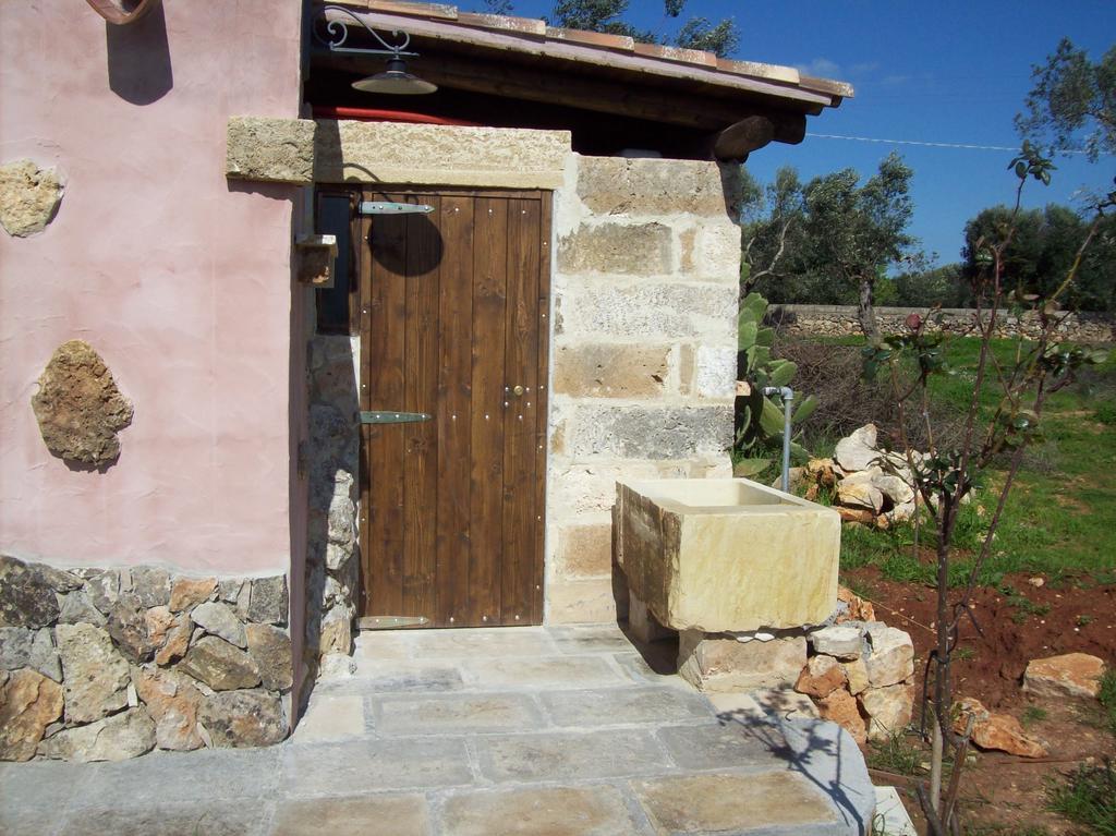 Gasthaus Trullo Contrada Stracca Alliste Exterior foto