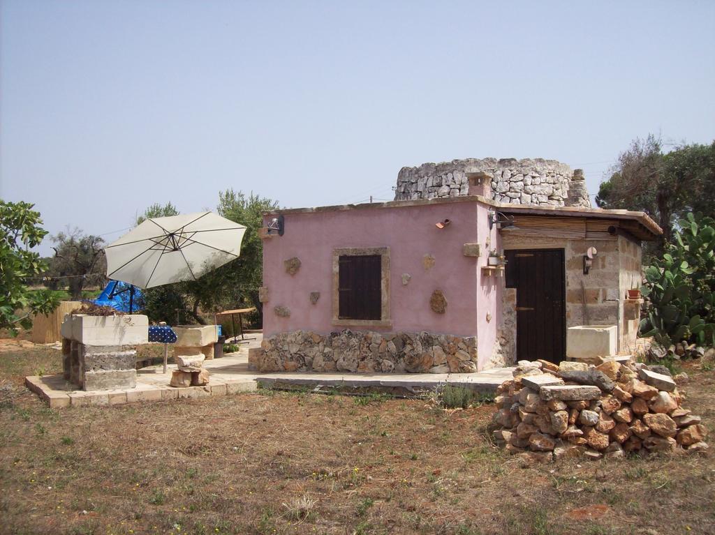 Gasthaus Trullo Contrada Stracca Alliste Exterior foto