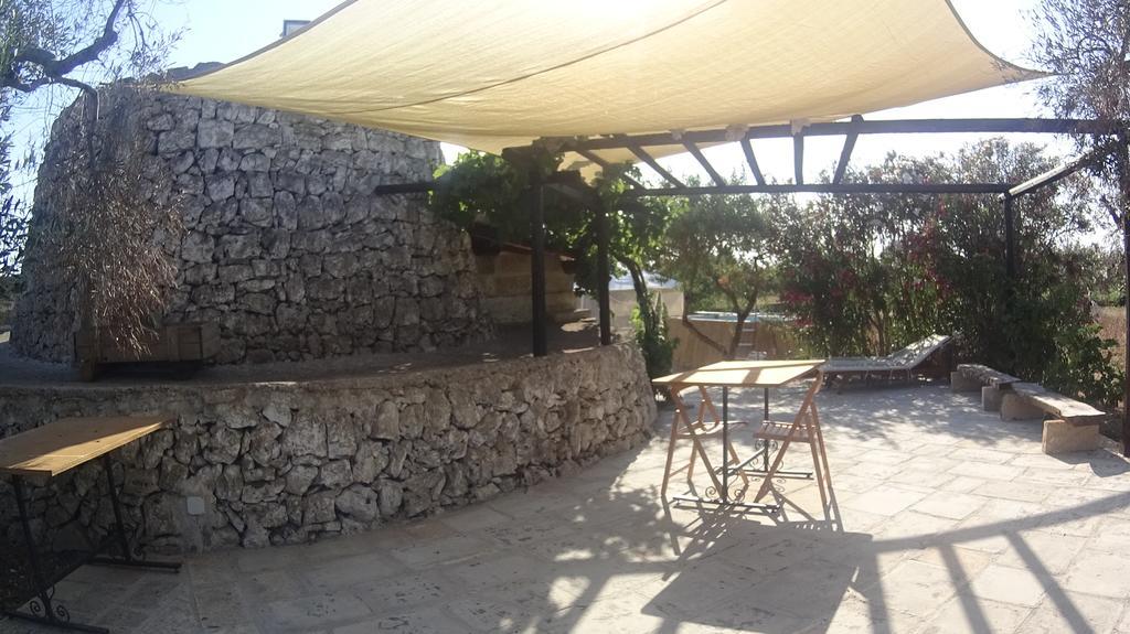 Gasthaus Trullo Contrada Stracca Alliste Exterior foto
